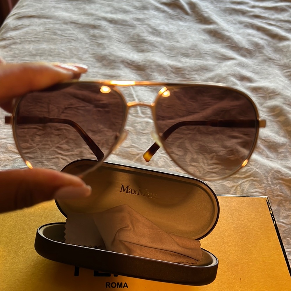 Max Mara brown tint
